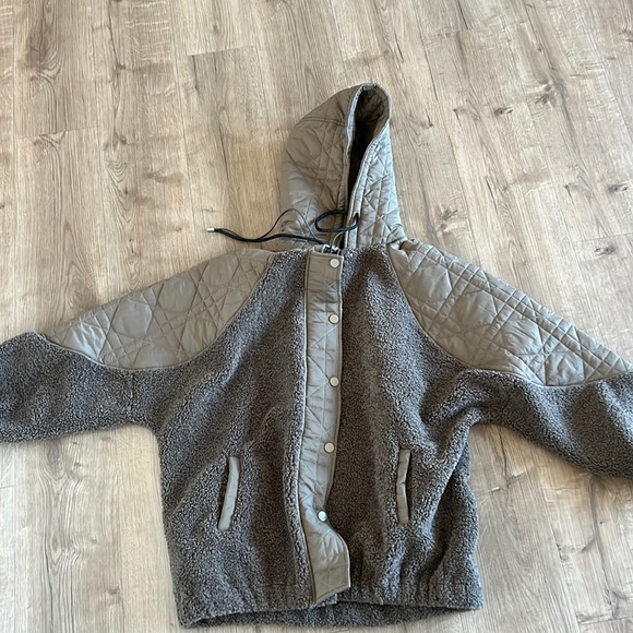 Brand new with tags super soft teddy coat - Picture 2 of 5